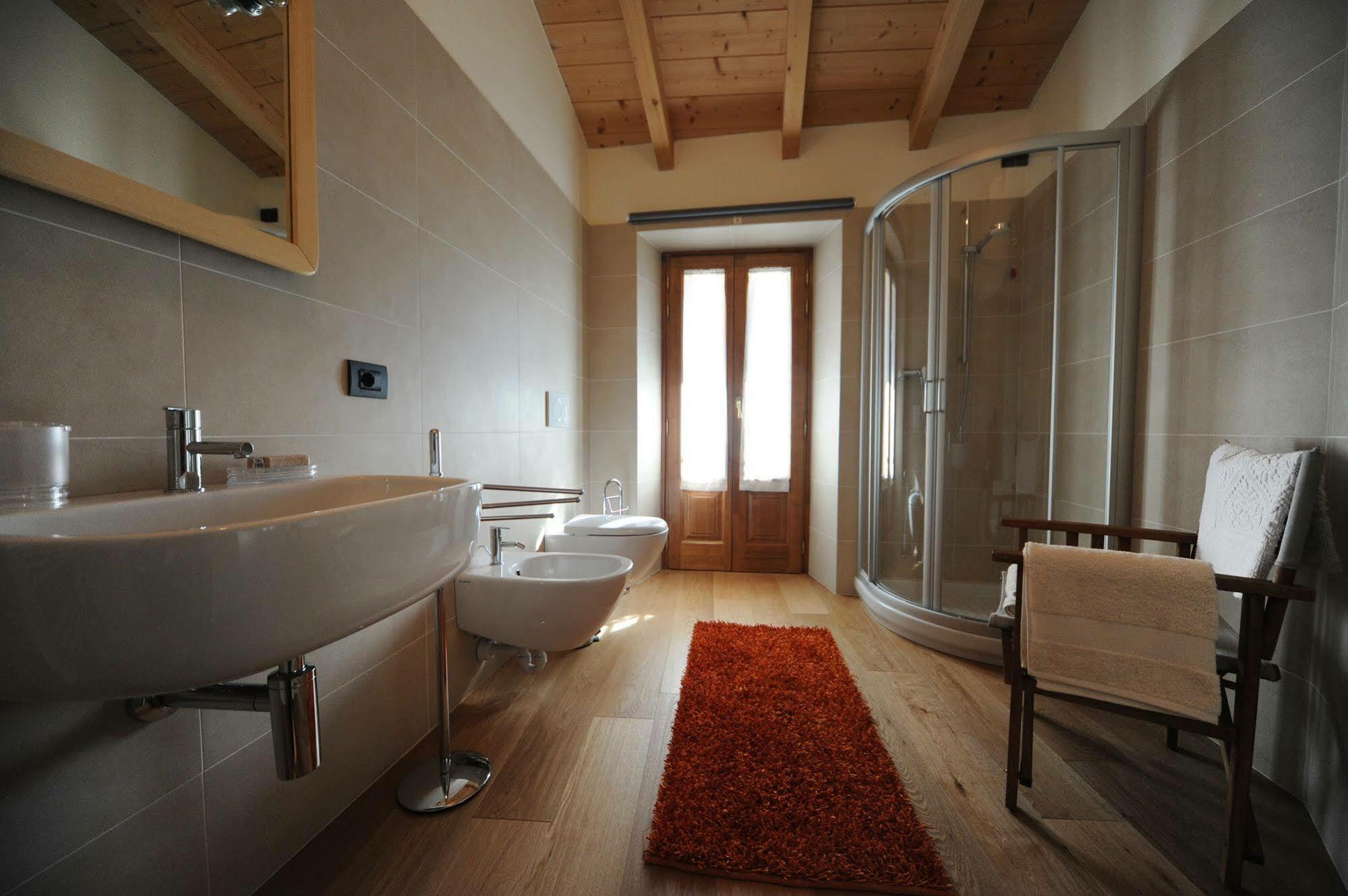 Casa Botta - Luino Lago Maggiore Exterior foto