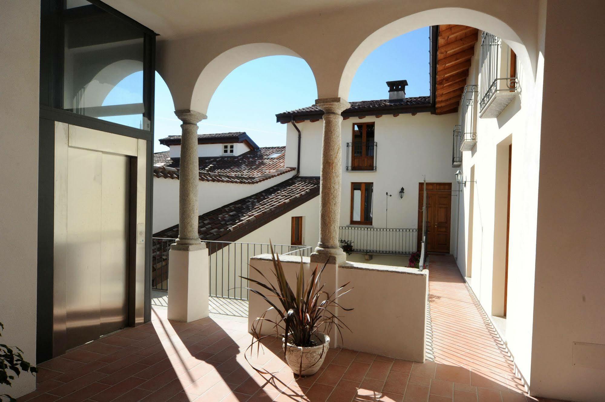 Casa Botta - Luino Lago Maggiore Exterior foto