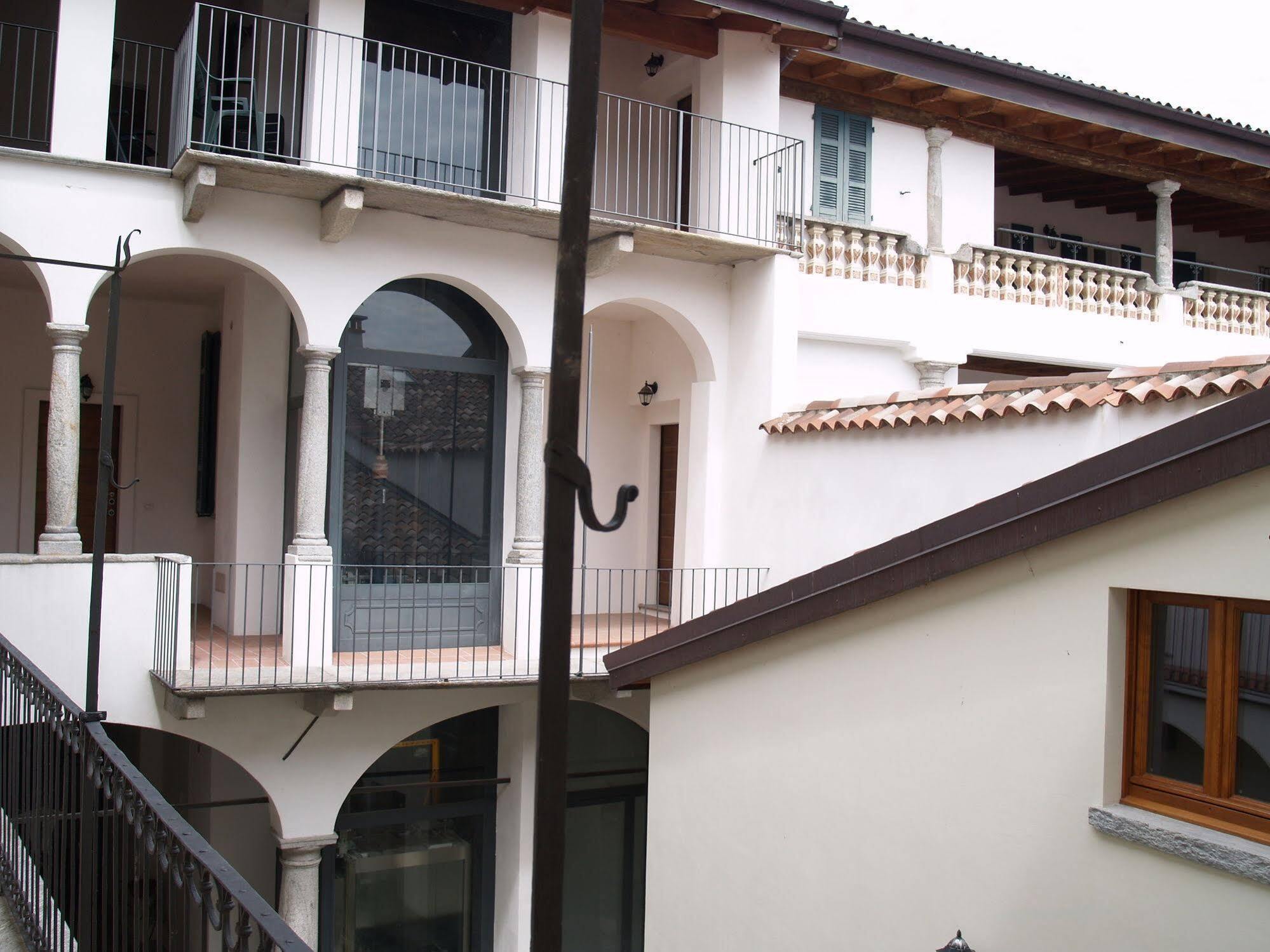 Casa Botta - Luino Lago Maggiore Exterior foto